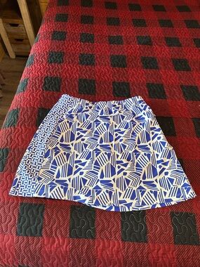 J. McLaughlin Blue and White Geometric Skort